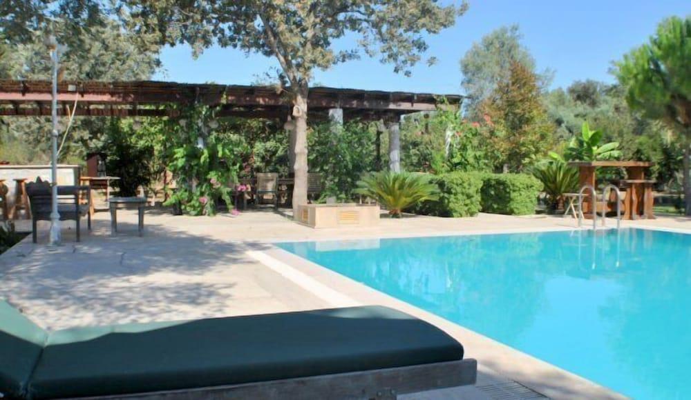 Bitez Muhafazakar Villa Ekrem - Outdoor Pool