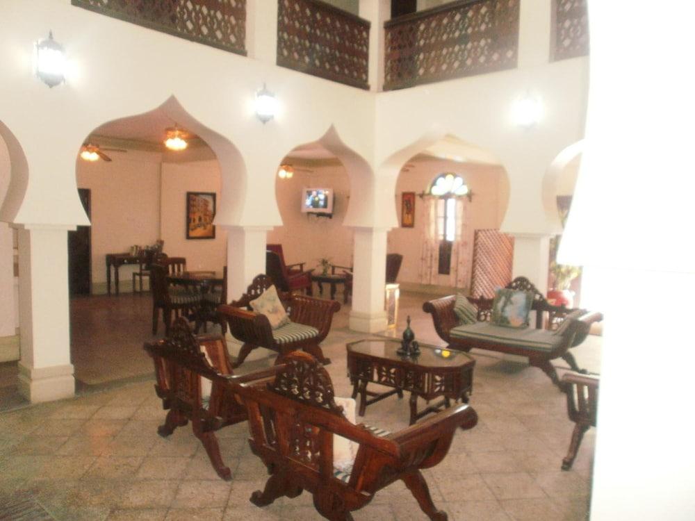 Asmini Palace Hotel - Interior