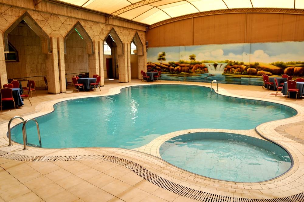 Hotel Di-Palace - Pool