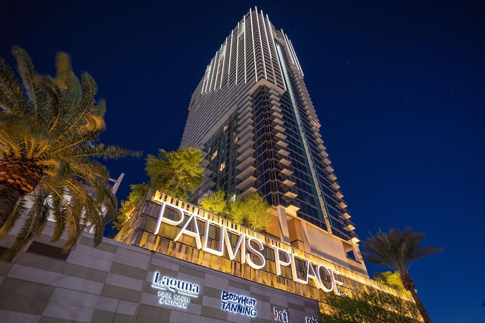 StripViewSuites at Palms Place - Featured Image
