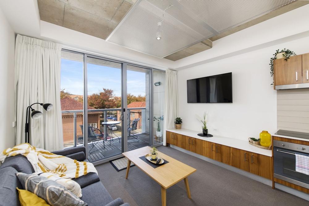 Accommodate Canberra - Mode - Living Area