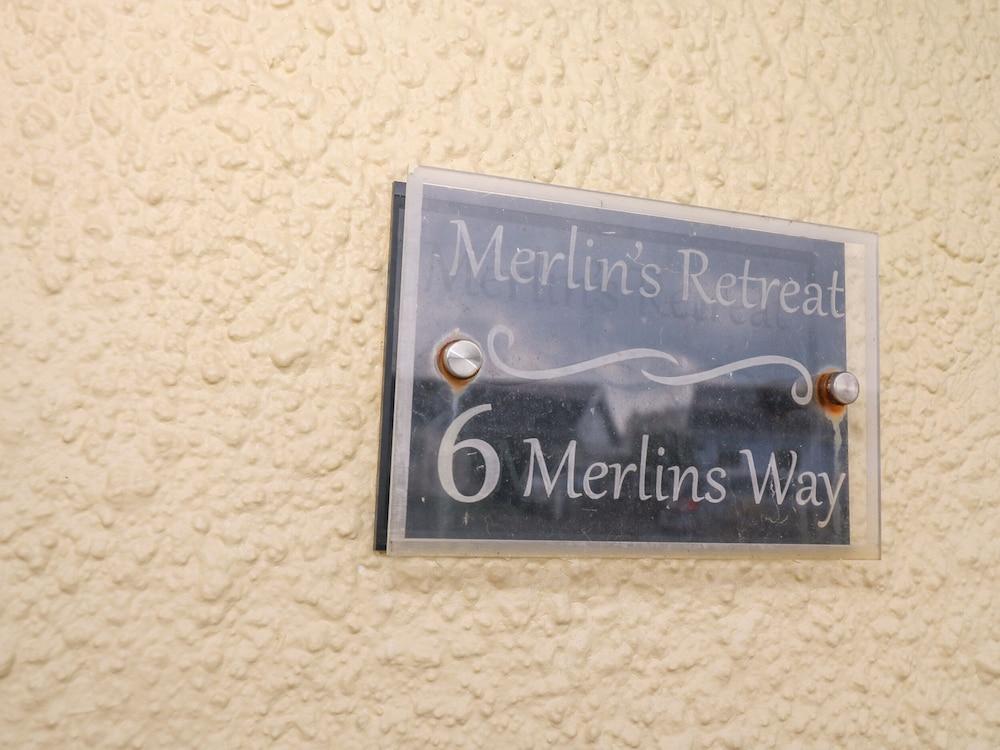 Merlin's Retreat - Interior