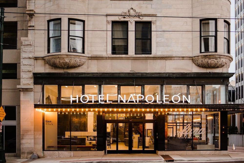Hotel Napoleon Memphis - Exterior