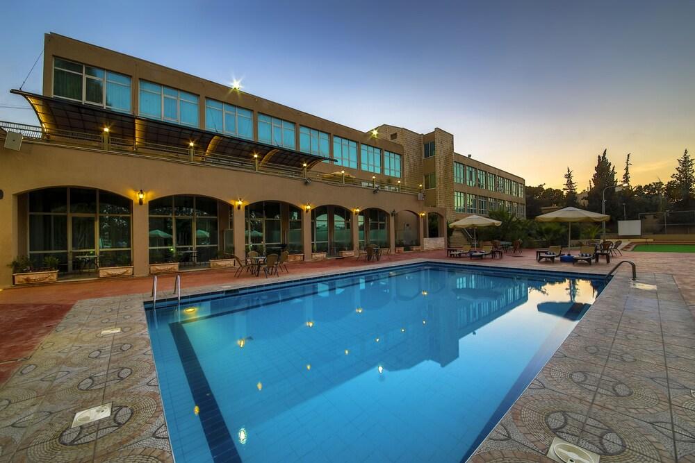 Century Park Hotel - Outdoor Pool