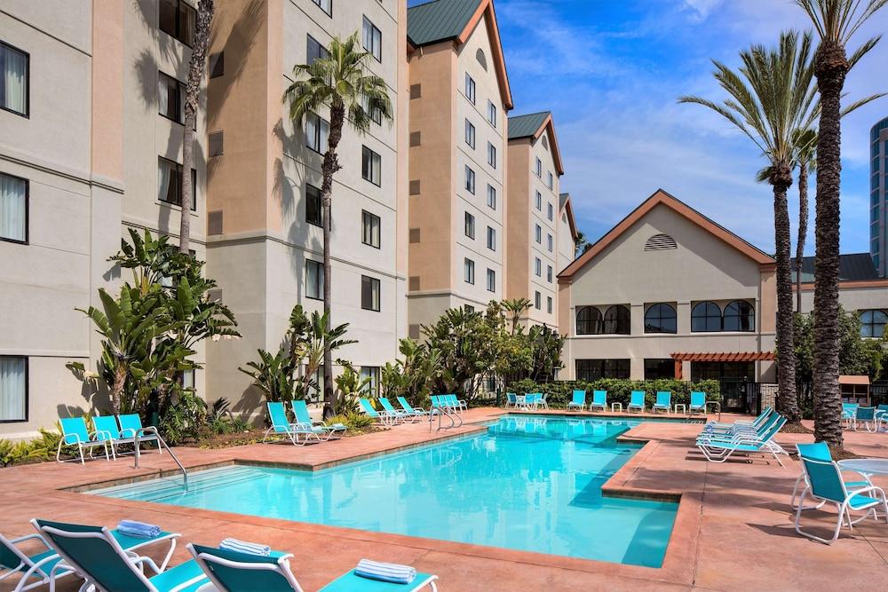 Homewood Suites by Hilton Anaheim-Main Gate Area - Pool