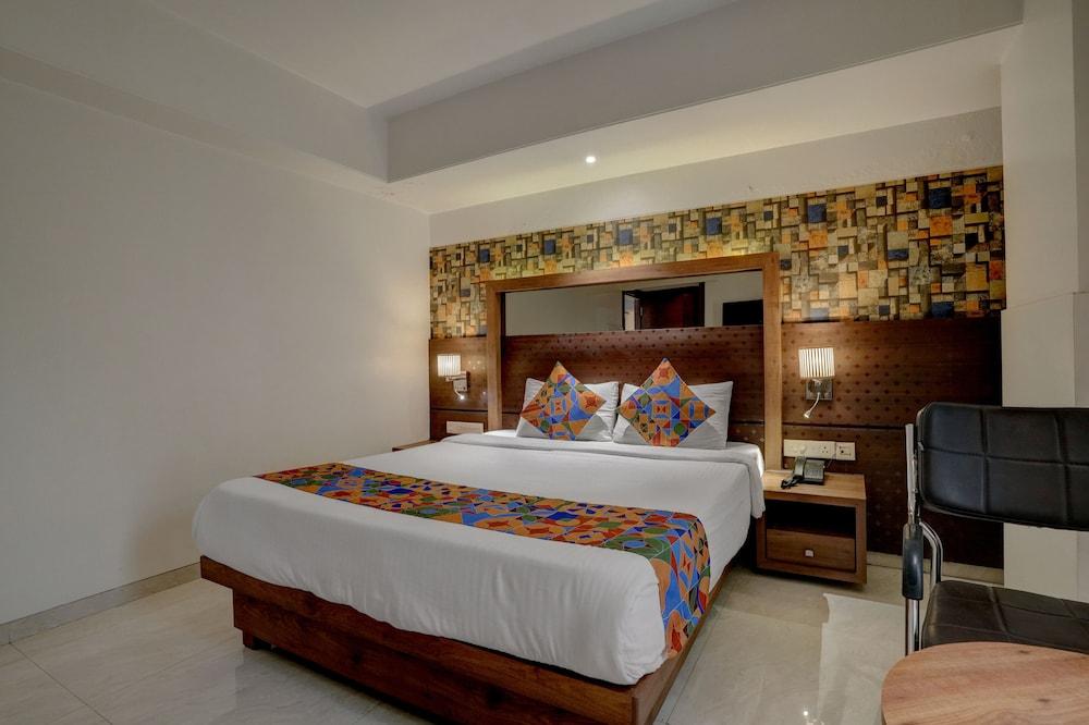 Hotel SriKrishna Paradise Thane Airoli - Featured Image