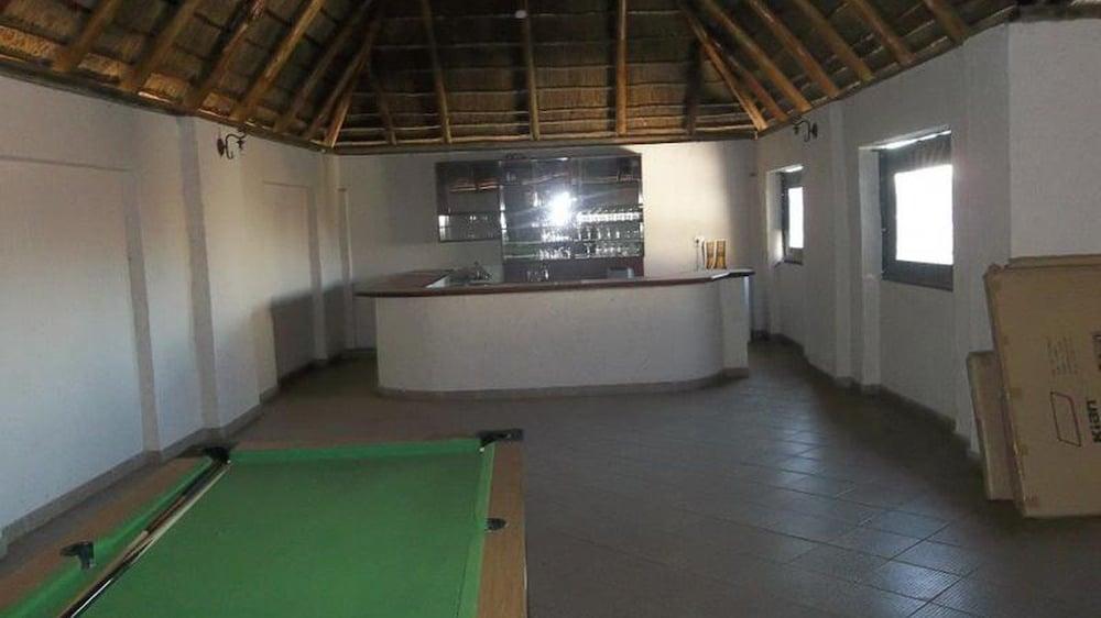 Stiba Guest House - Game Room