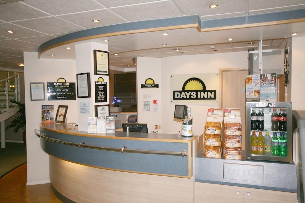 Days Inn by Wyndham Donington A50 - Reception