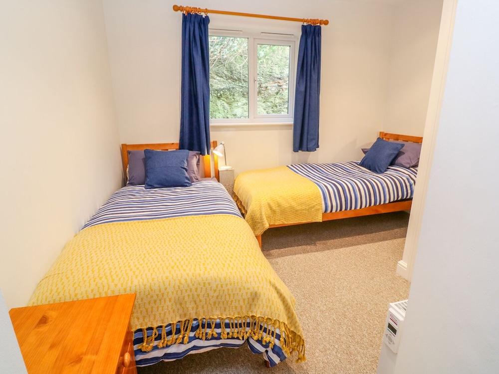 Glenmount Cottage - Room