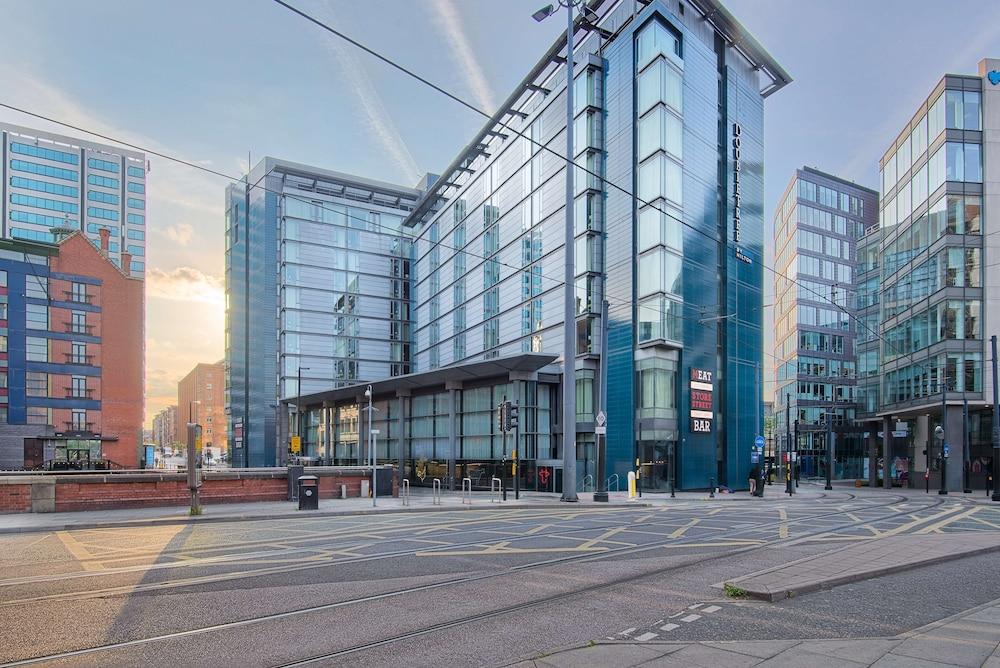 DoubleTree by Hilton Manchester - Piccadilly - Featured Image