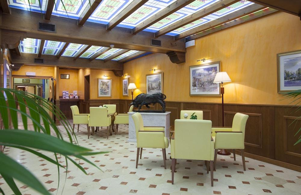 Hotel Agora Juan de Austria - Featured Image