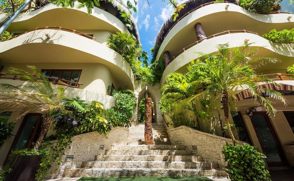 Maya Villa Condo Hotel & Beach Club - Featured Image