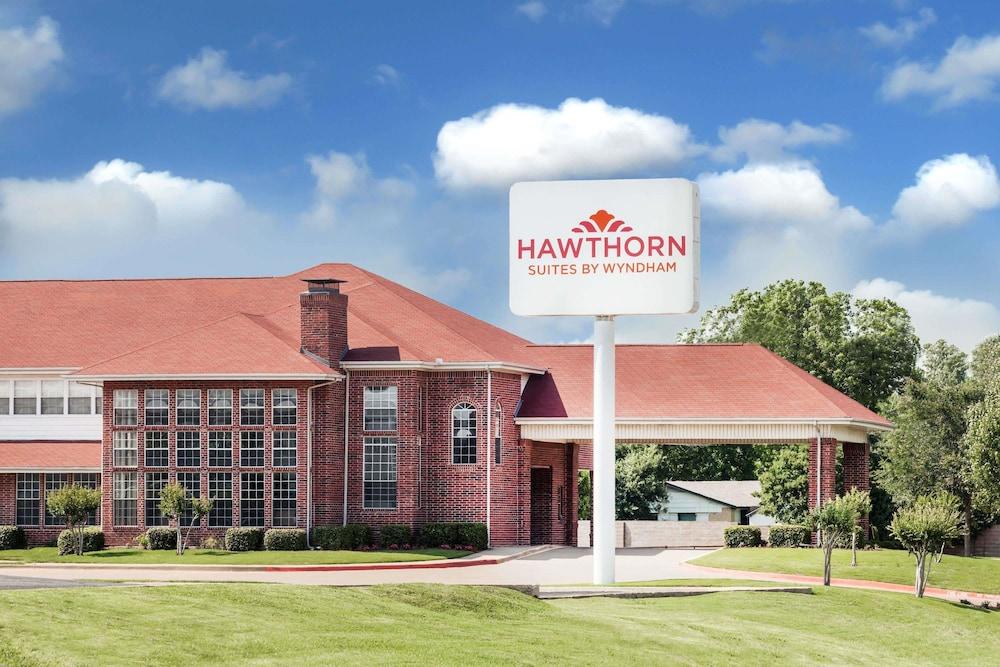 Hawthorn Suites by Wyndham Irving DFW South - Featured Image