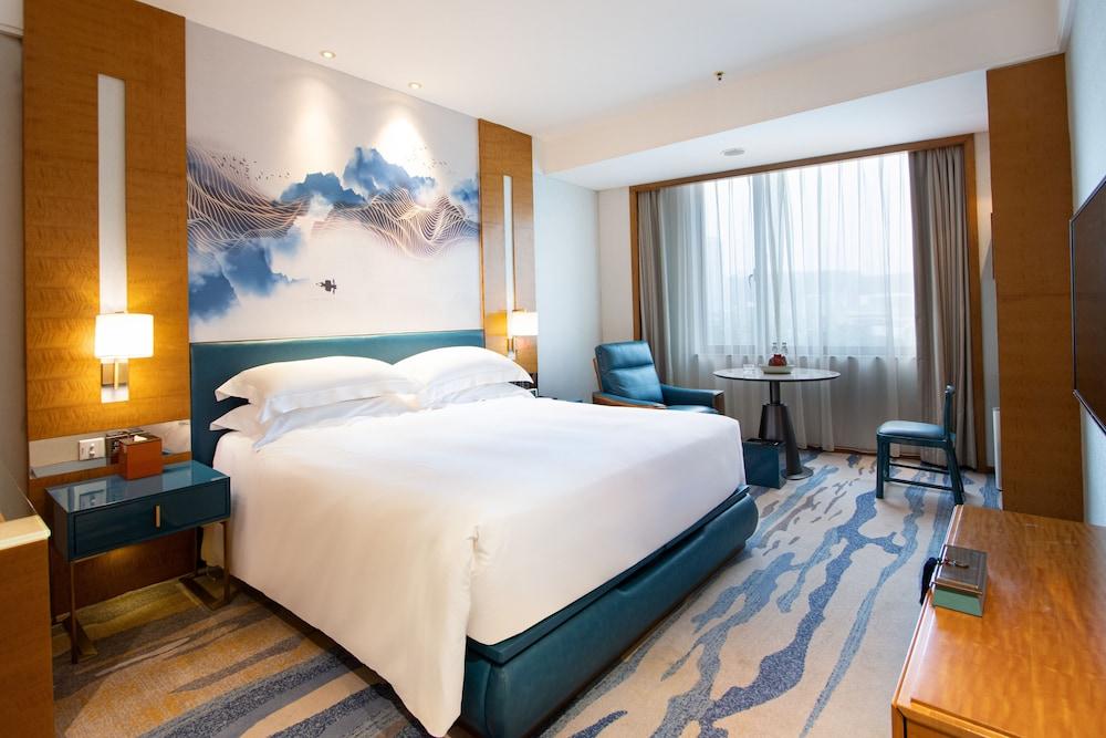 Lakeside Hotel Xiamen Airline - Room