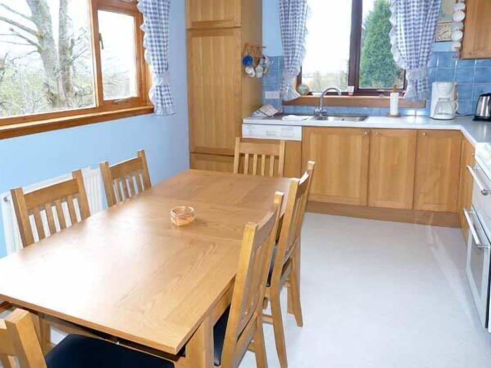Laxdale Cottage - Private kitchen