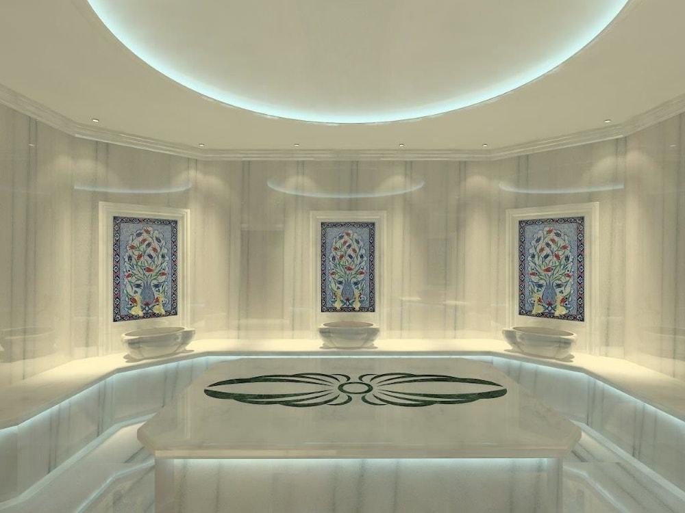 Hilton Garden Inn Kocaeli Sekerpinar - Interior Detail