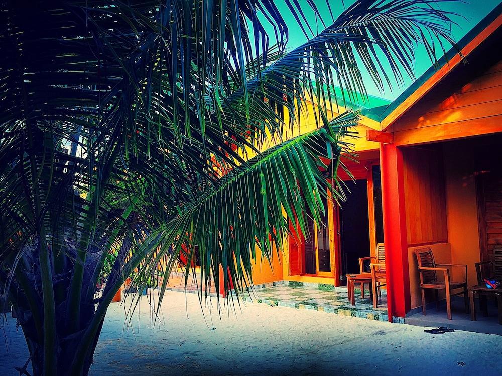 Sabba Summer Suite Maldives - Exterior