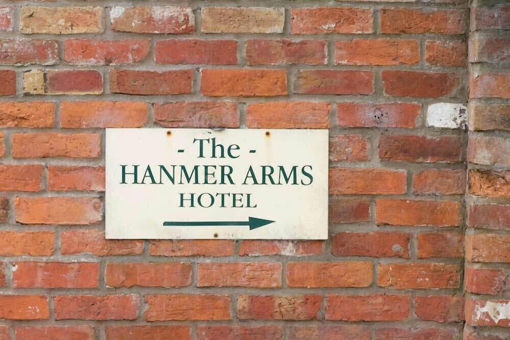 The Hanmer Arms - Exterior detail