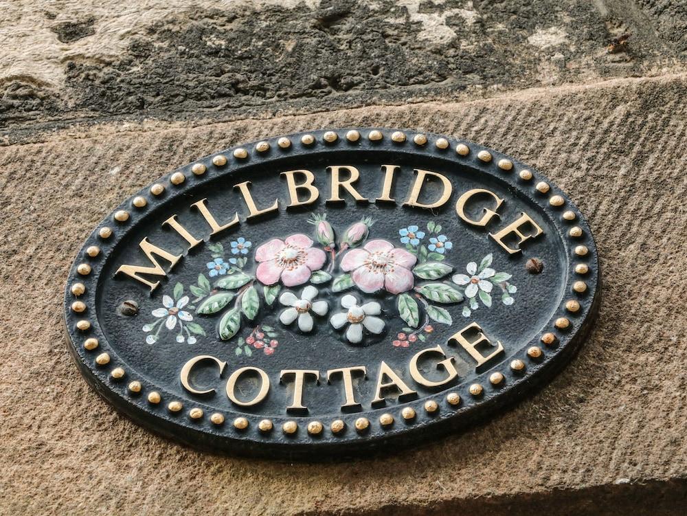 Mill Bridge Cottage - Interior