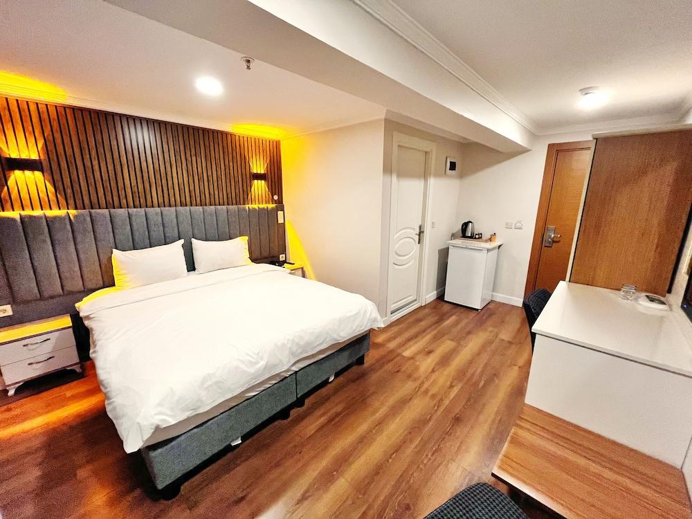 Naila Hotel - Room