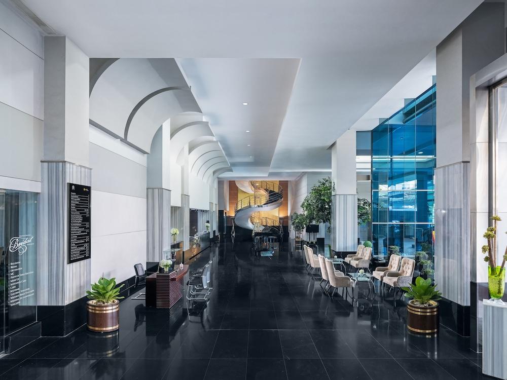 Manhattan Hotel Jakarta - Lobby