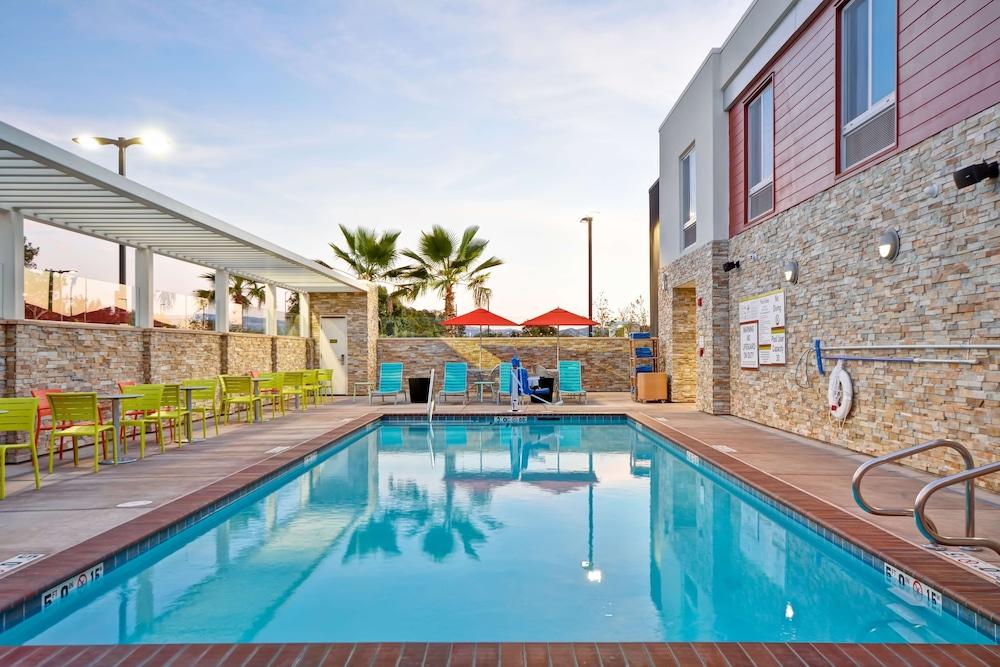 Home2 Suites by Hilton Livermore - Pool