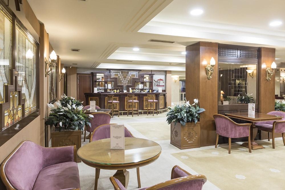 Zorlu Grand Hotel Trabzon - Lobby Lounge