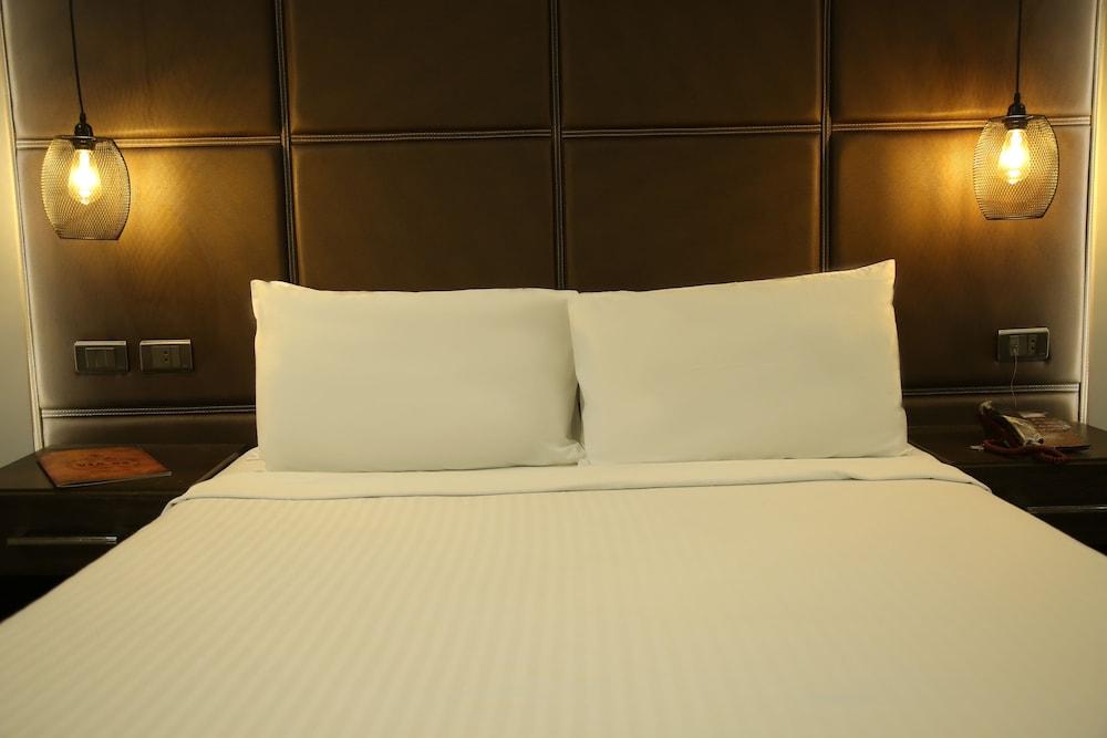 Pearl Hotel - Room