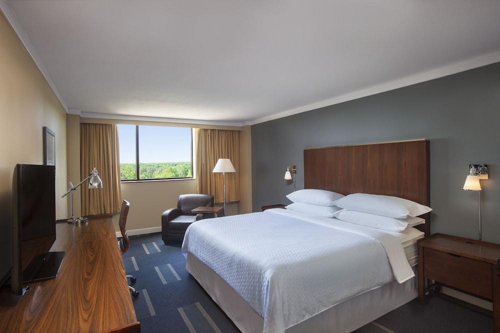 Four Points by Sheraton Richmond - Room
