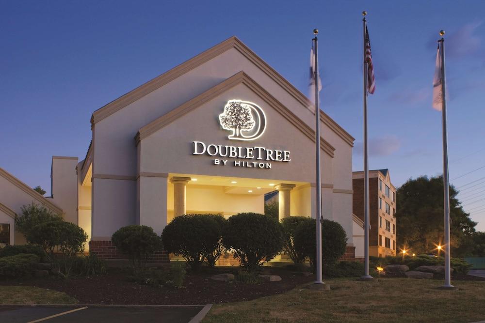 DoubleTree by Hilton Cleveland - Independence - Exterior