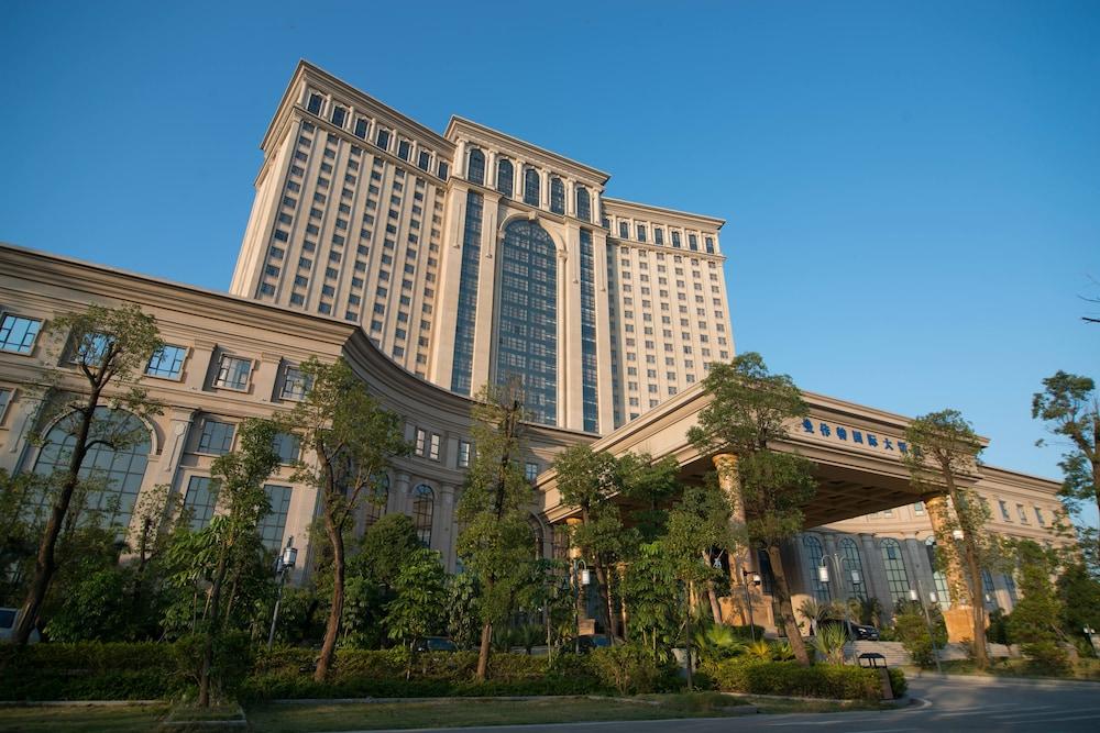 Malachite Hotel Dongguan - Featured Image