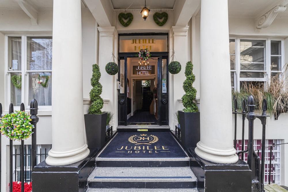 Jubilee Hotel Victoria - Featured Image