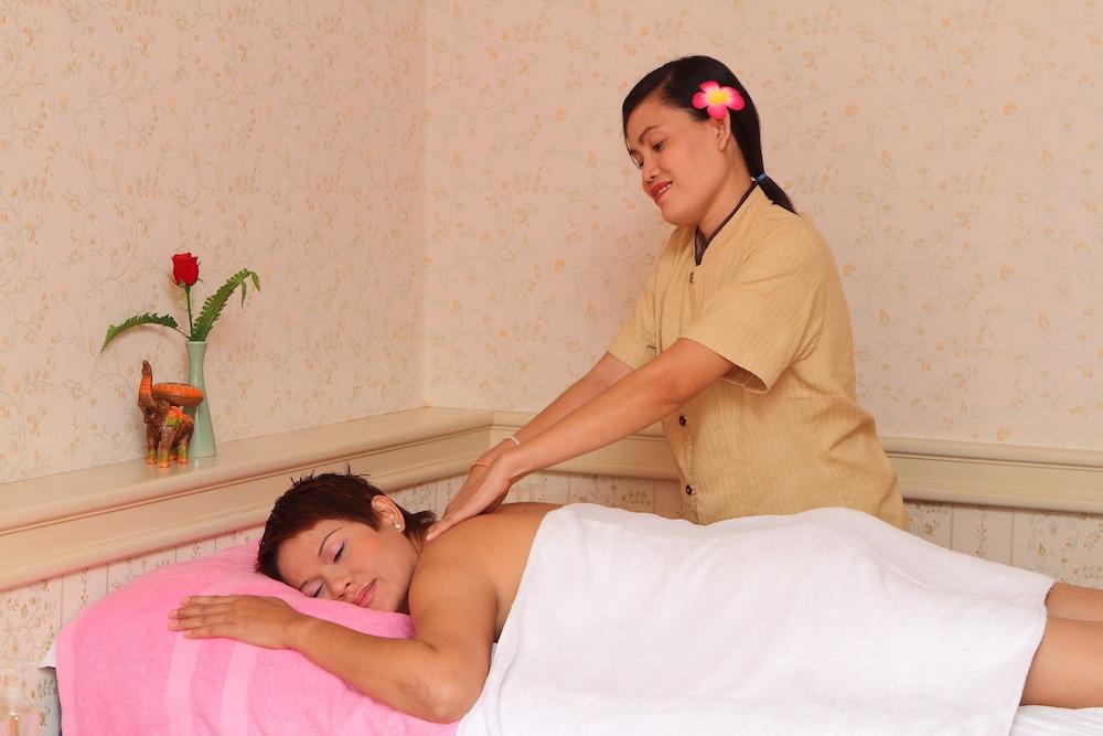 Silom Avenue Inn - Massage