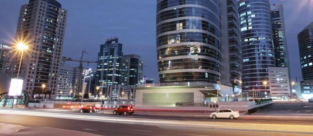 Citadines Metro Central Hotel Apartments Dubai - Featured Image