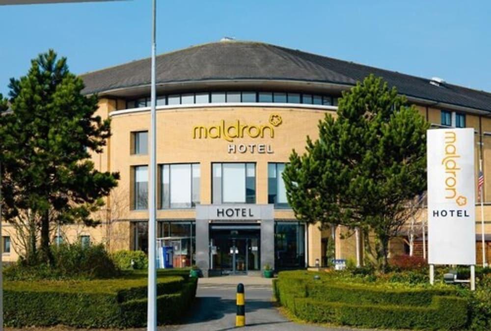Maldron Hotel Belfast International Airport - Exterior