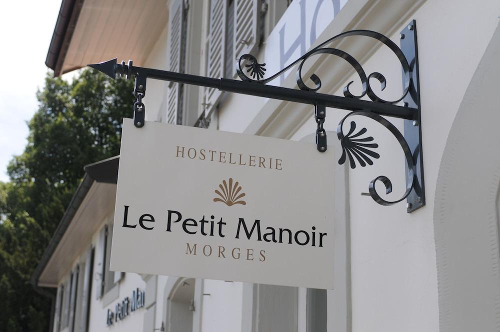 Hostellerie Le Petit Manoir - Exterior detail