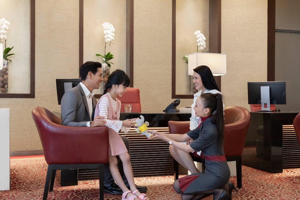 Sukhumvit Park, Bangkok - Marriott Executive Apartments - Lobby
