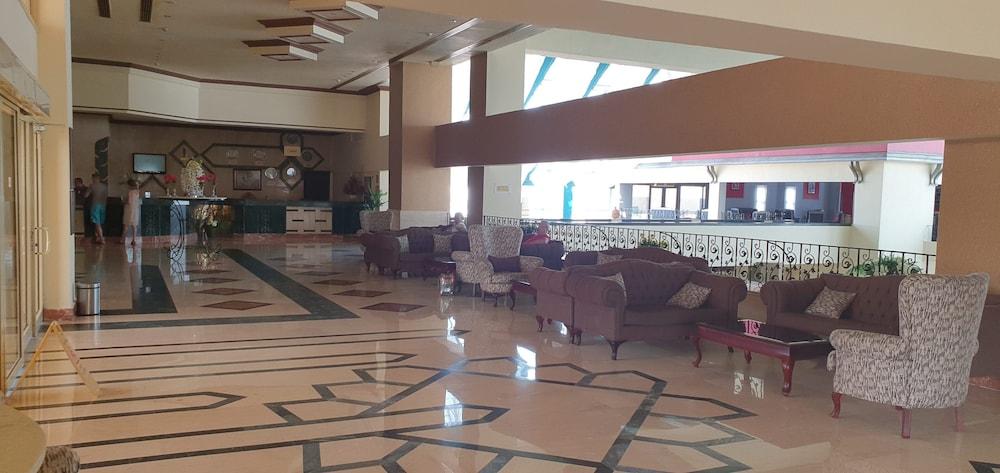 Sharm Holiday Resort - Reception