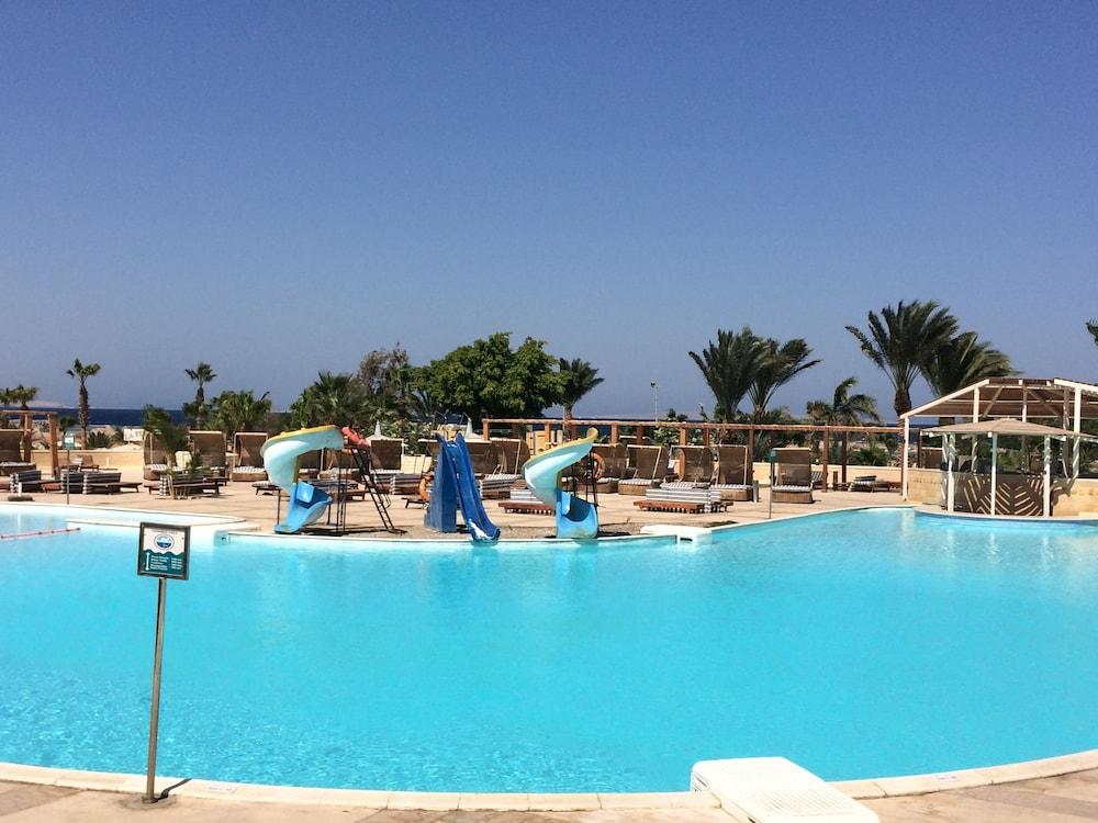 Hurghada Coral Beach Hotel - Pool