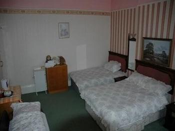 Eglinton Guest House - Room