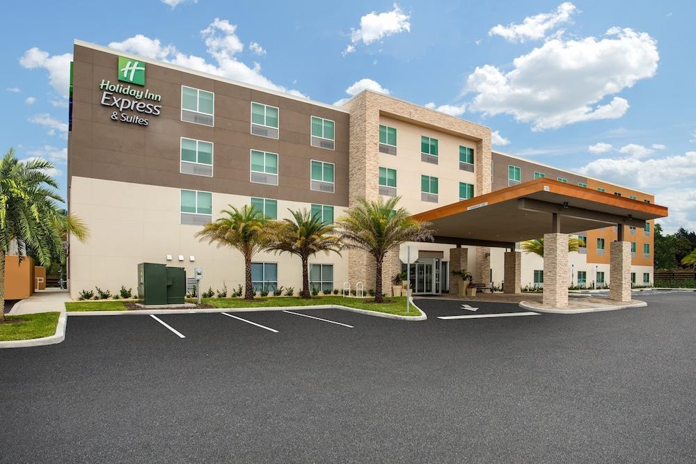 Holiday Inn Express And Suites Deland South, an IHG Hotel - Featured Image