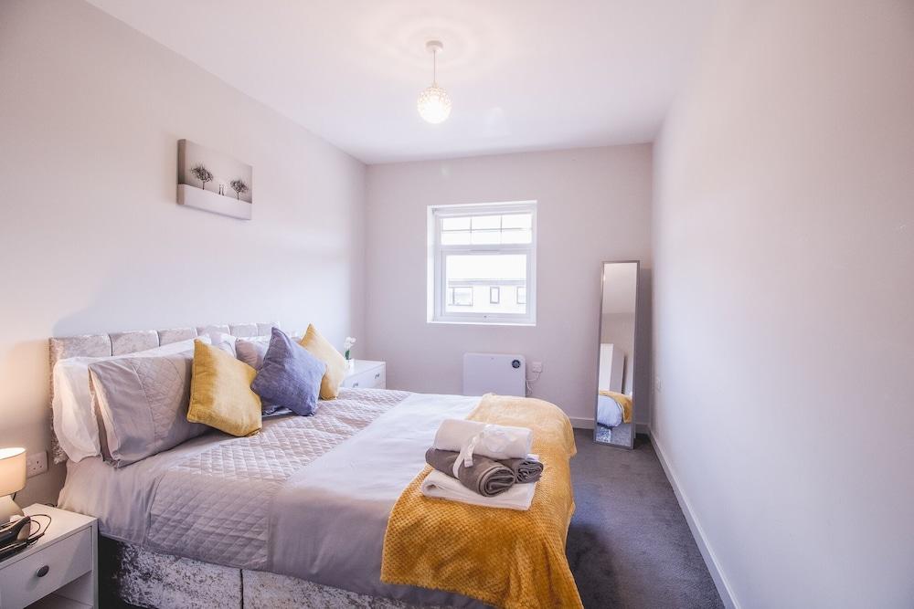 Impeccable 1-bed Apartment in Sunderland - Room