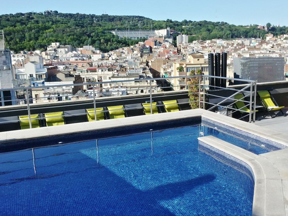 Hotel Barcelona Universal - Rooftop Pool