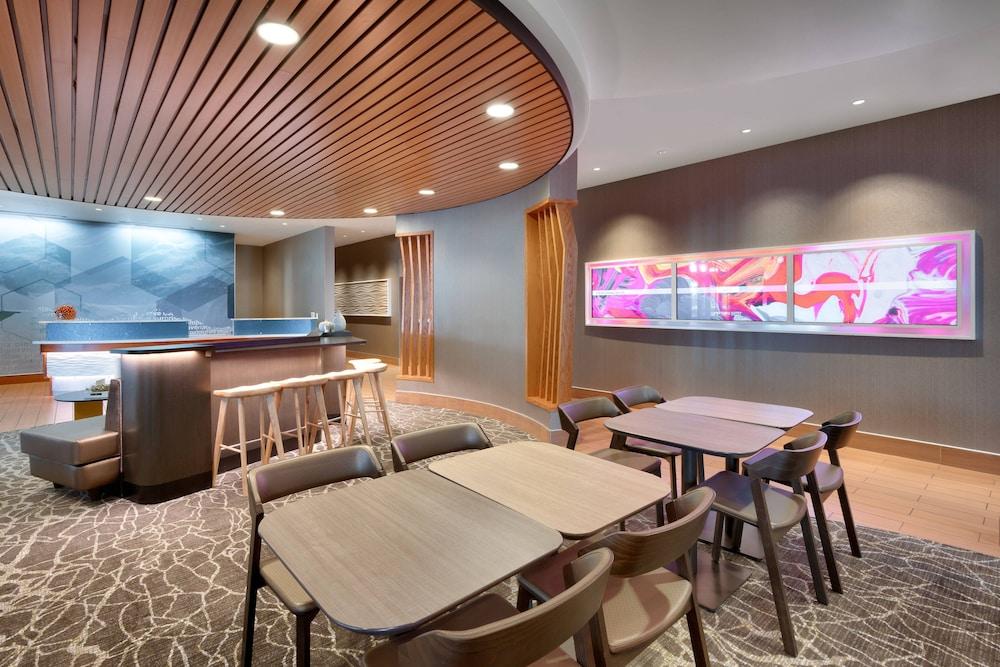 SpringHill Suites by Marriott Salt Lake City Draper - Lobby Lounge