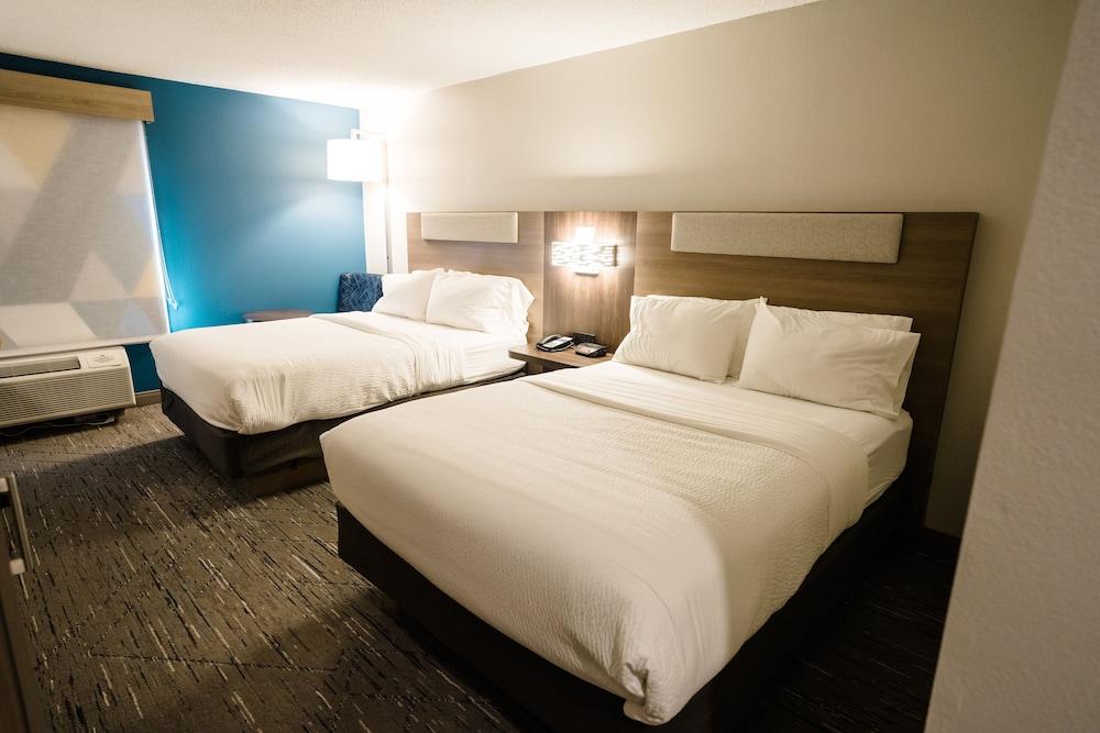 Holiday Inn Express & Suites Knoxville-North-I-75 Exit 112, an IHG Hotel - Room