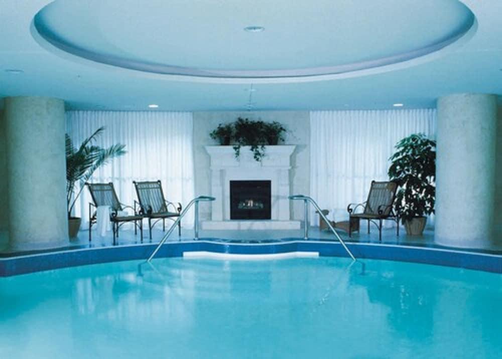 Windsor Arms Hotel - Indoor Pool
