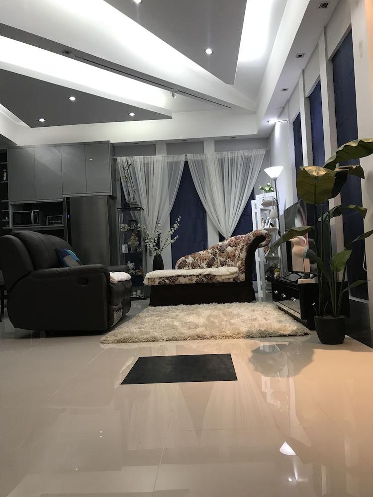 Honeymoon Suite Anavada Apartment - Interior