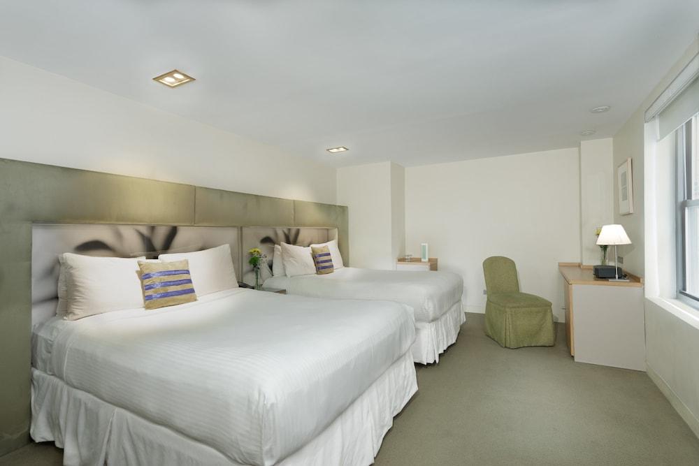 The Shoreham Hotel - Room