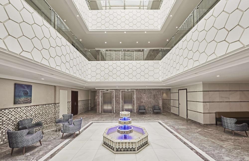 Hilton Hurghada Plaza - Lobby