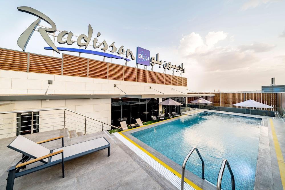 Radisson Blu Hotel Riyadh Qurtuba - Pool